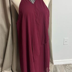 Elegant Burgundy Maxi Dress